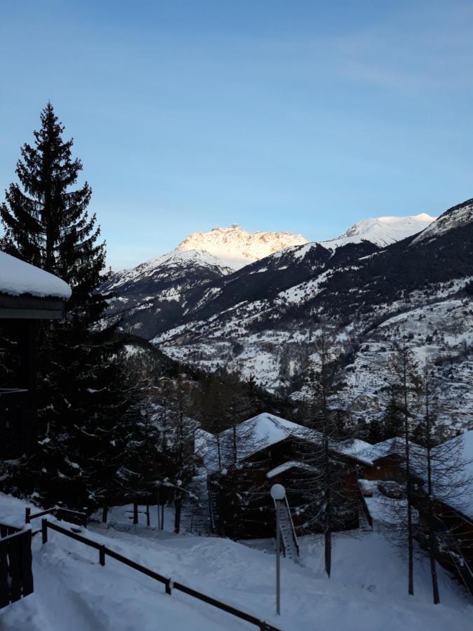 Appartement dans chalet typiquement savoyard au pied des pistes La Norma Extérieur photo